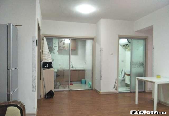 精装2室 全天采光 家具家电齐全 房间保持的很好 干净又温馨 - 房屋出租 - 房屋租售 - 威海分类信息 - 威海28生活网 weihai.28life.com